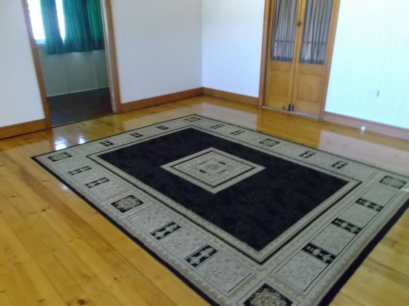 12 Brisbane Road, East Ipswich QLD 4305