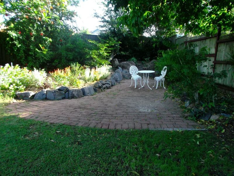 12 Brisbane Road, East Ipswich QLD 4305