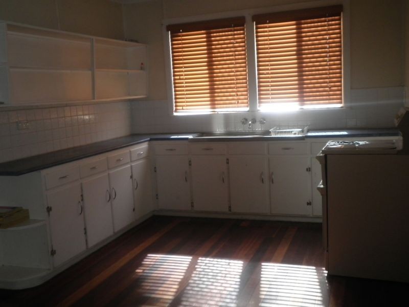 13 Ashgrove Street, Coalfalls QLD 4305