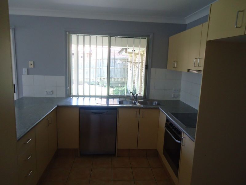 18 Banbury Close, Bundamba QLD 4304