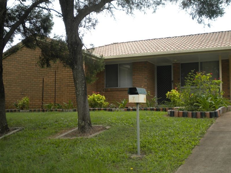 7 Quinn Street, Dinmore QLD 4303
