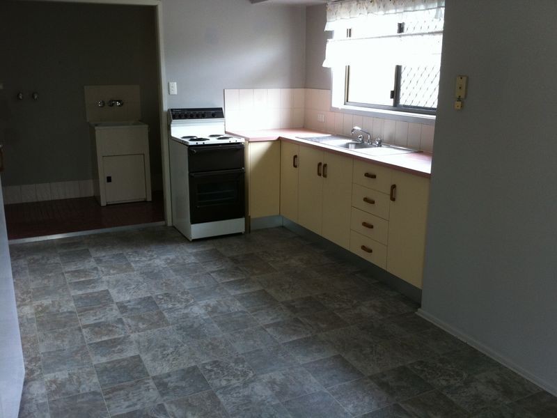 5 Wilton Court, Flinders View QLD 4305