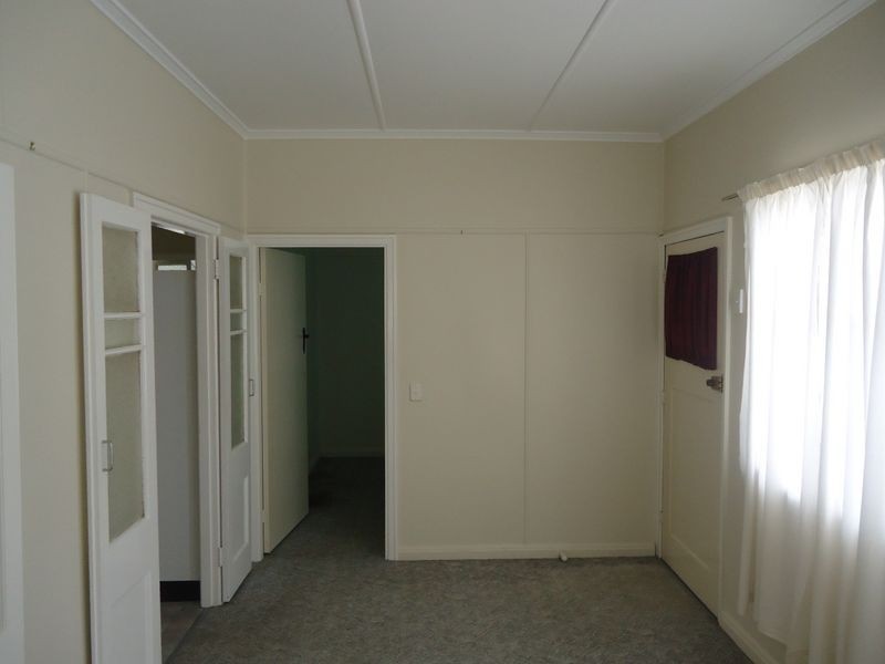 36 Pemberton St, Booval QLD 4304