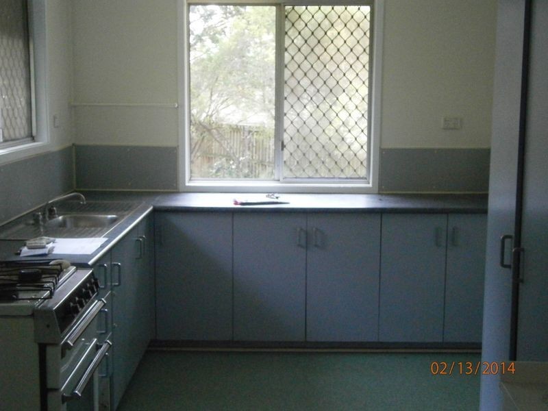 16 Hampton Court, One Mile QLD 4305