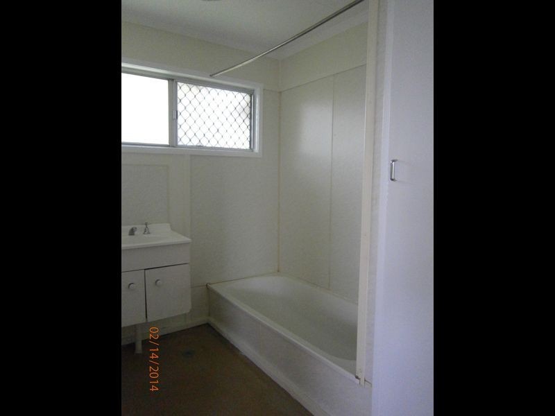16 Hampton Court, One Mile QLD 4305