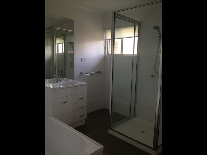 40 Logan Street, North Booval QLD 4304