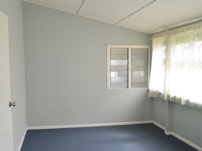 4 Mortimer Street, Ipswich QLD 4305