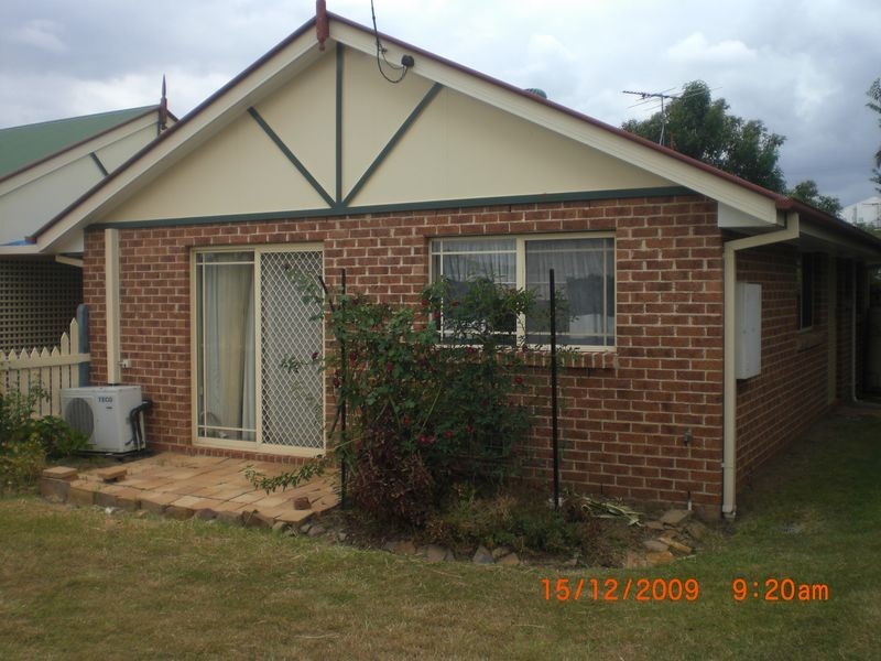 2/2 Cypress Street, Yamanto QLD 4305