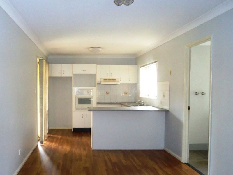 4/316 Redbank Plains Road, Bellbird Park QLD 4300