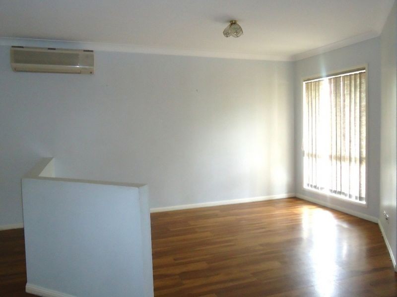 4/316 Redbank Plains Road, Bellbird Park QLD 4300