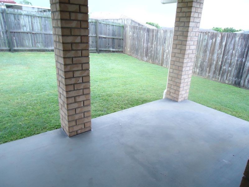 11 Rhiannon Drive, Flinders View QLD 4305