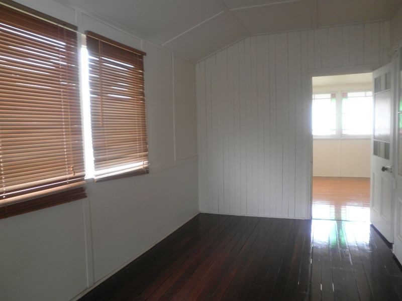 17 Pine Street, North Ipswich QLD 4305