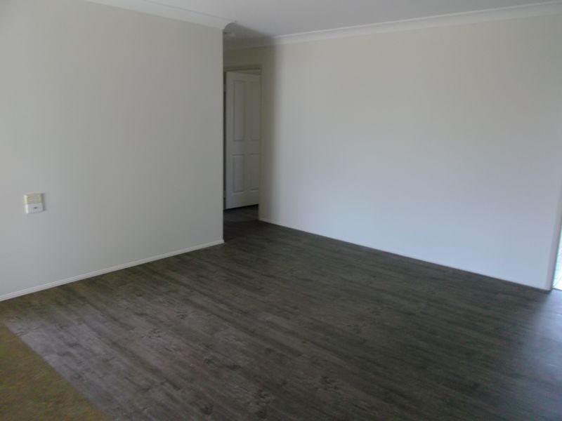 10 Joshua Place, Raceview QLD 4305
