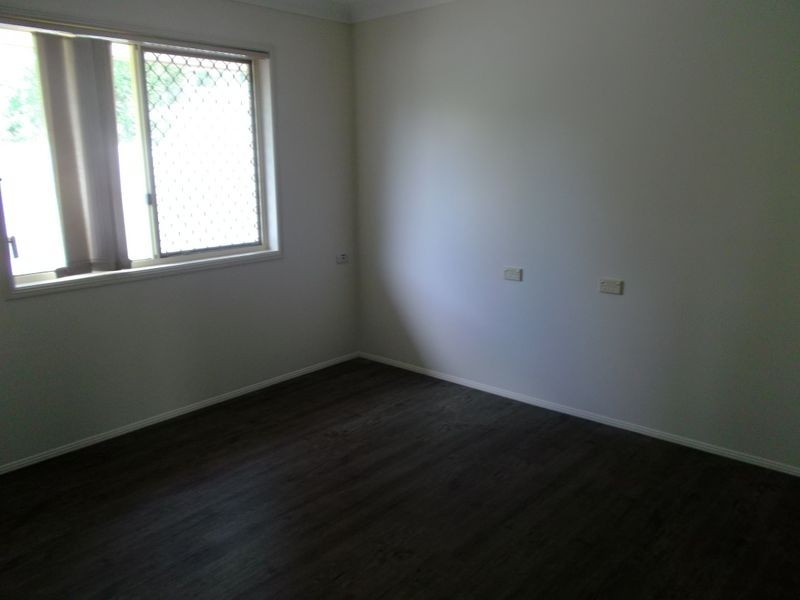 10 Joshua Place, Raceview QLD 4305