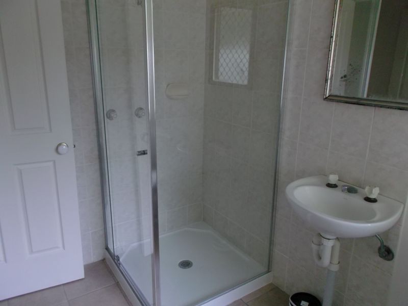 10 Joshua Place, Raceview QLD 4305