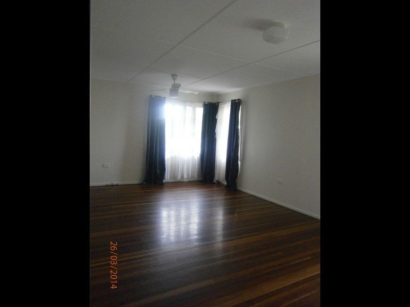 8 Odette Street, Leichhardt QLD 4305