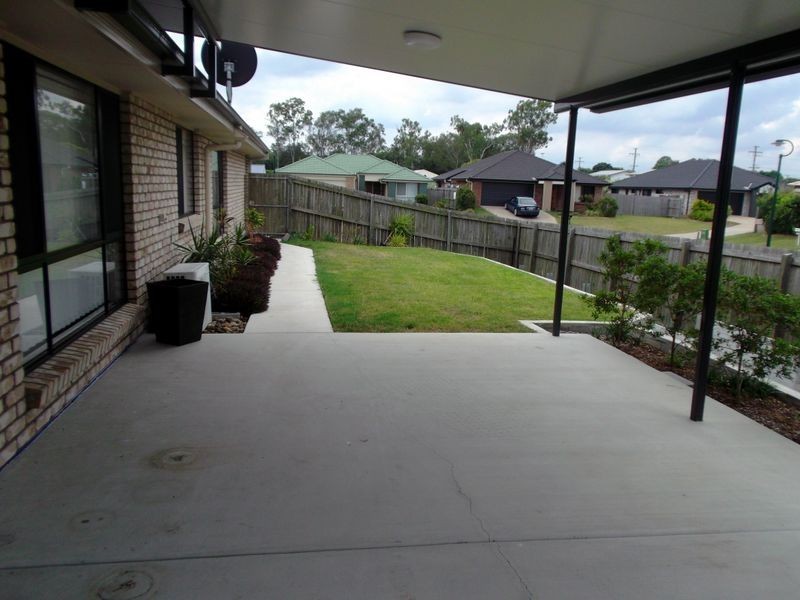 37 Pencarrow Crescent, Raceview QLD 4305