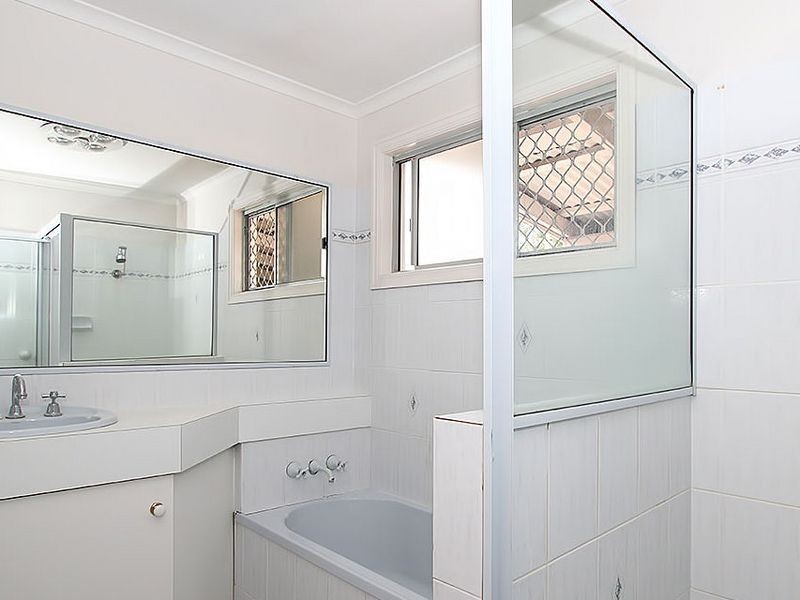 37 Clifton Street, Booval QLD 4304