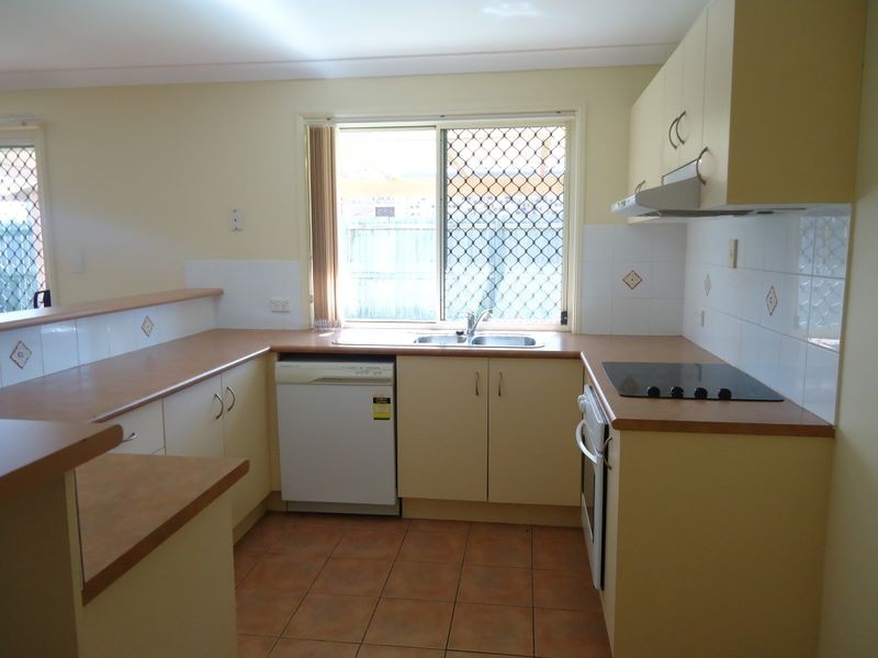 18 Kathleen Place, Yamanto QLD 4305