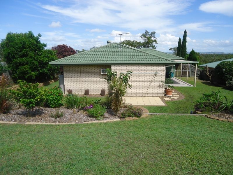 12 Phoenix Court, Churchill QLD 4305