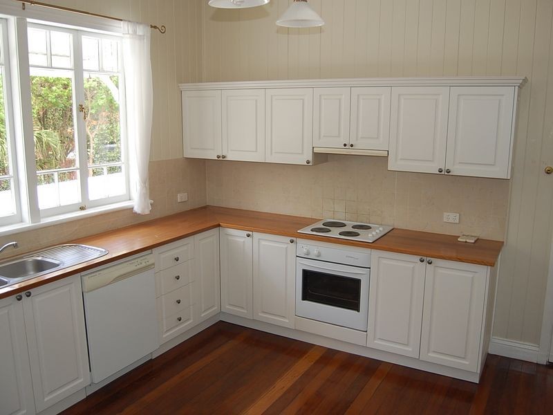 46 Whitehill Road, Eastern Heights QLD 4305