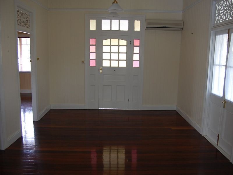 46 Whitehill Road, Eastern Heights QLD 4305