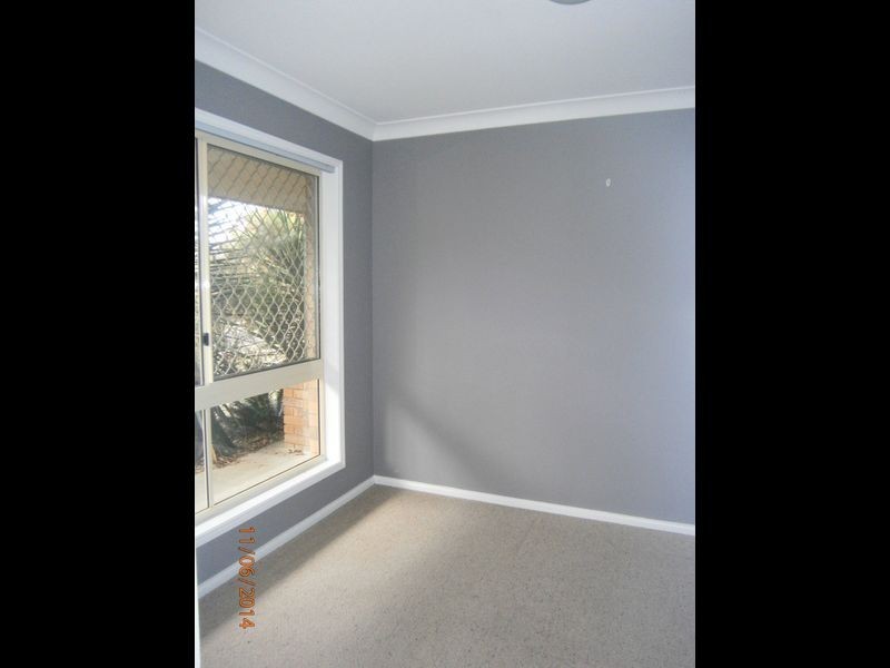 4 Hillcrest Place, Flinders View QLD 4305