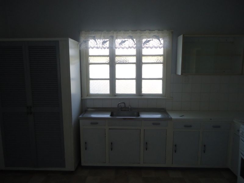 202 Glebe Rd, Silkstone QLD 4304