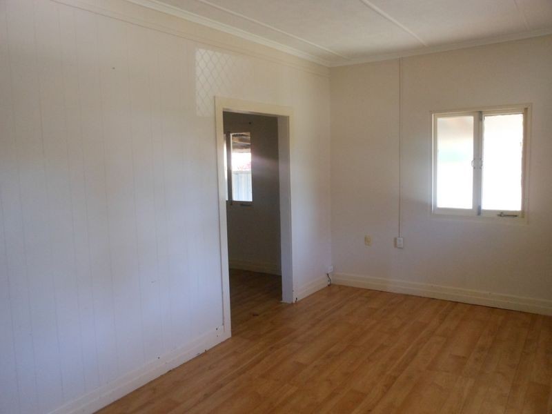 14 Phillip Street, One Mile QLD 4305