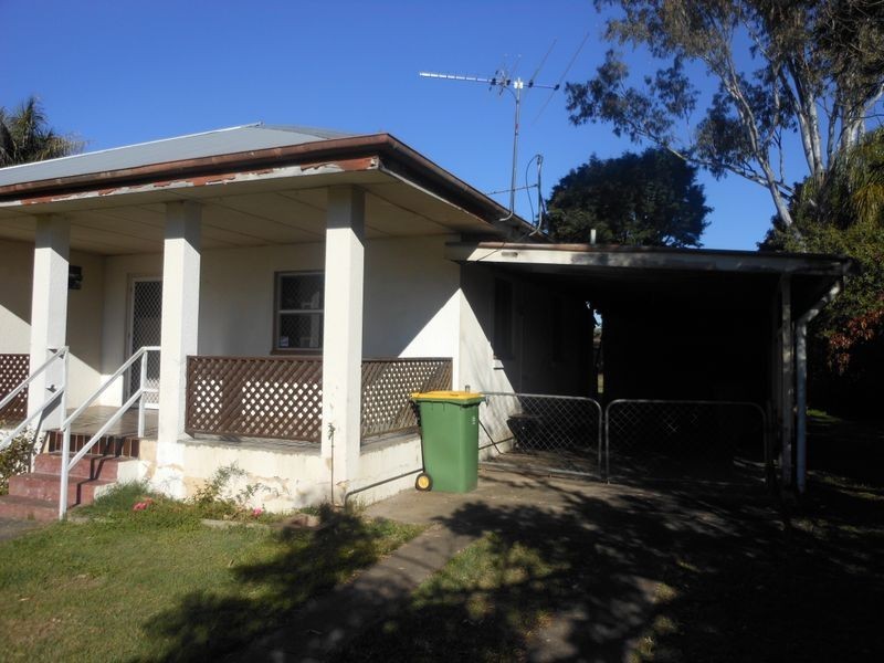 14 Phillip Street, One Mile QLD 4305