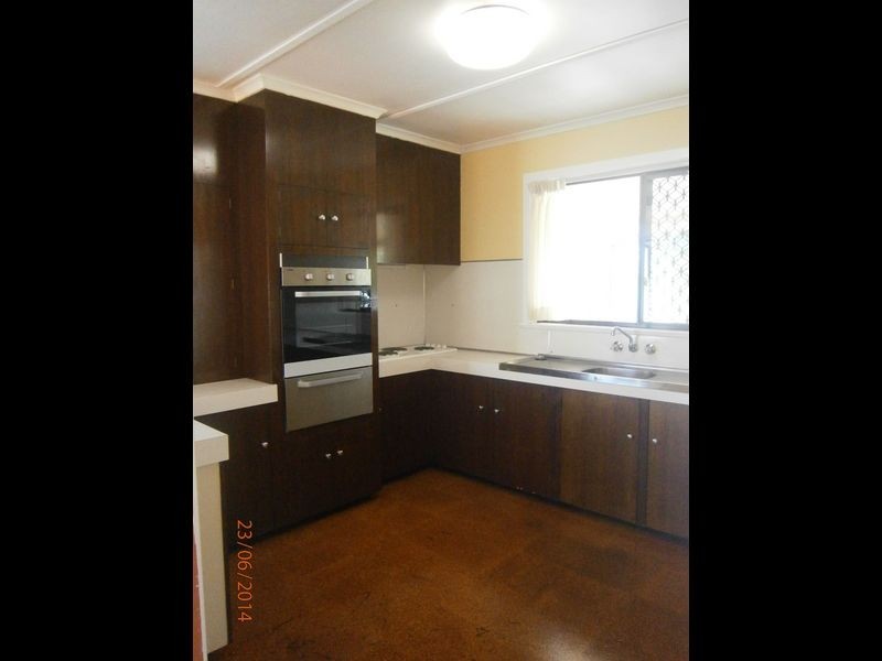 11 O’Keefe Street, Leichhardt QLD 4305