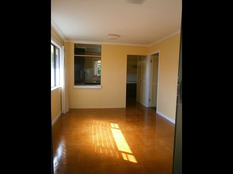 11 O’Keefe Street, Leichhardt QLD 4305