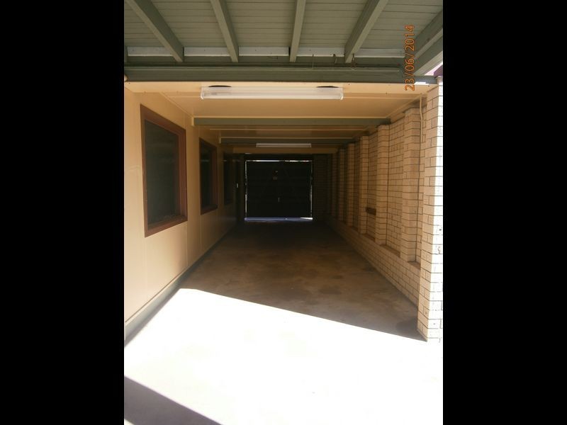 11 O’Keefe Street, Leichhardt QLD 4305