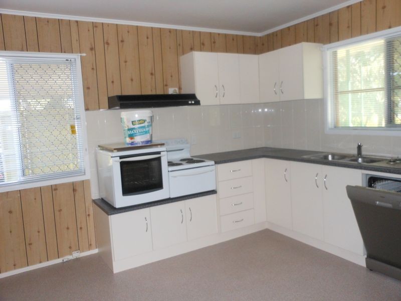 14 Jellicoe Street, Brassall QLD 4305