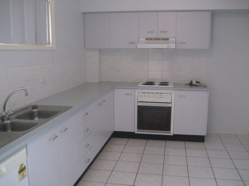 5/1 Ivory Street, Booval QLD 4304