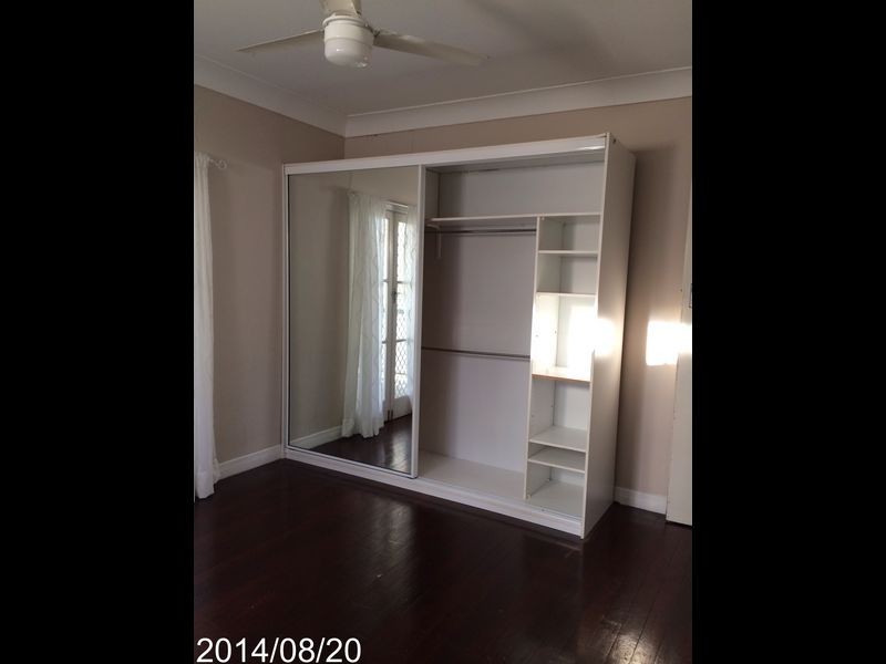 1A Fifer Street, Eastern Heights QLD 4305