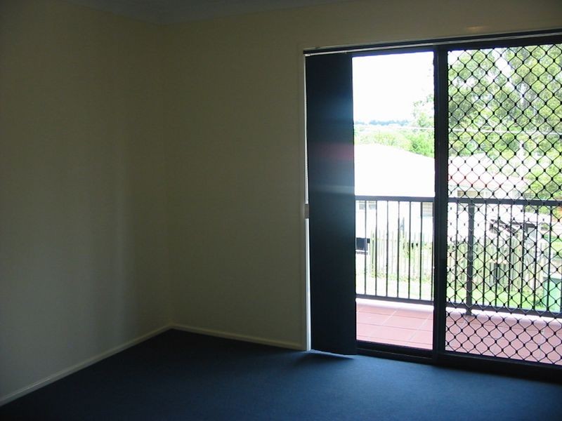 1/22 Brisbane Road, Dinmore QLD 4303