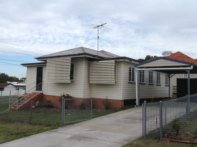 37 Hamilton Street, Booval QLD 4304