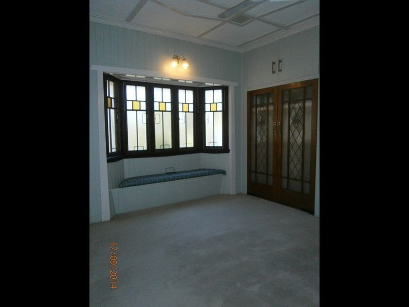 14 Salisbury Road, Ipswich QLD 4305