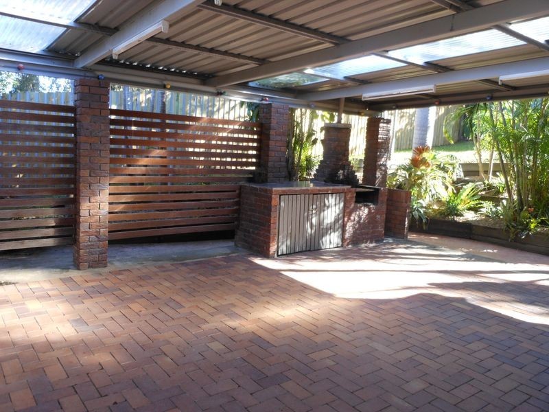 4 Pender Street, North Ipswich QLD 4305