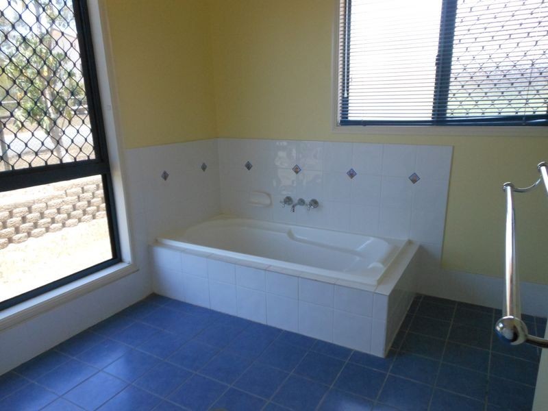 14-16 Lachlan Place, Karalee QLD 4306