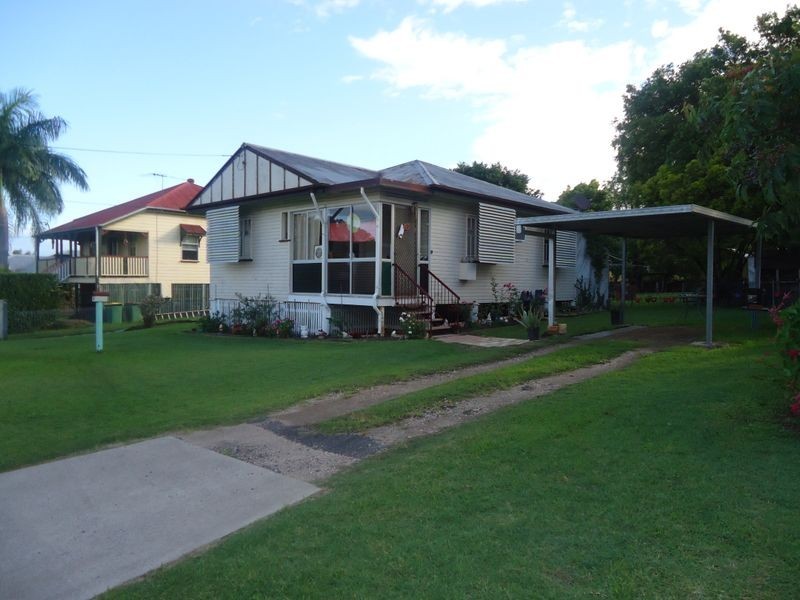 11 Edward Street, One Mile QLD 4305