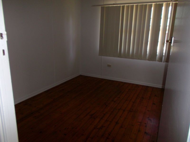 5 Coleman Street, Leichhardt QLD 4305