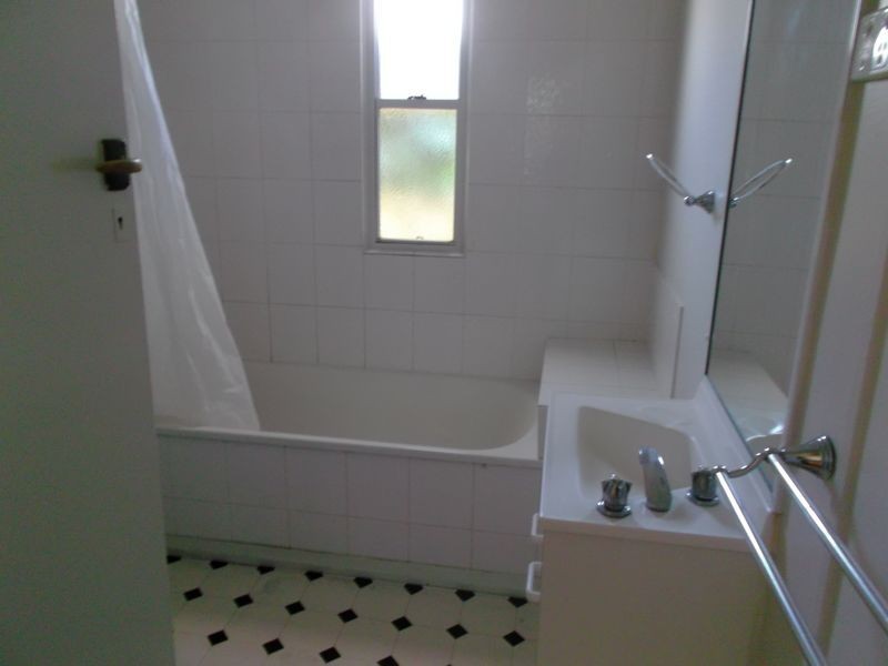 5 Coleman Street, Leichhardt QLD 4305