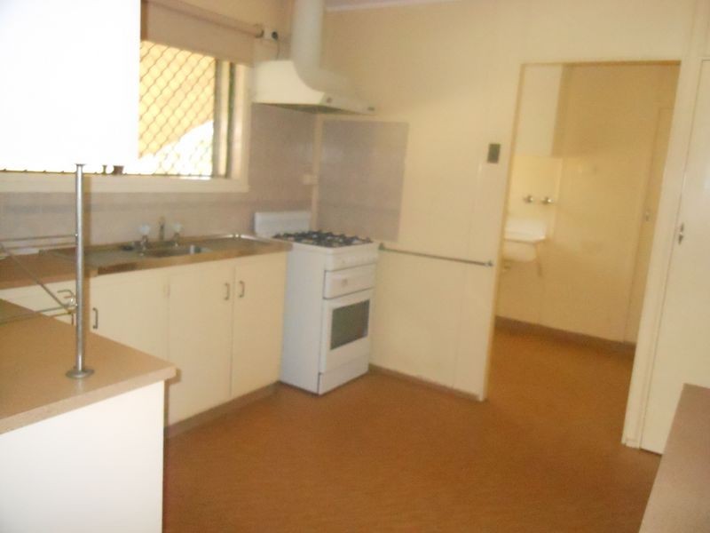 5 Kynance Street, Leichhardt QLD 4305