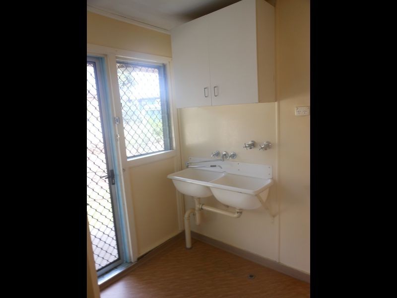 5 Kynance Street, Leichhardt QLD 4305