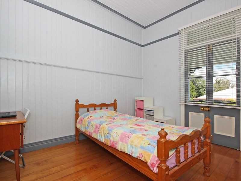 13 Pommer Street, Brassall QLD 4305
