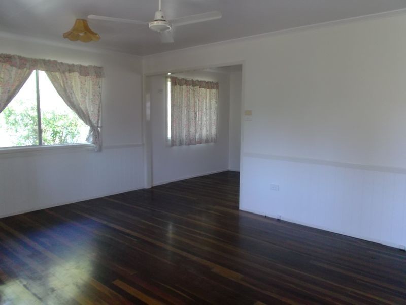 9 Mornington Crescent, One Mile QLD 4305
