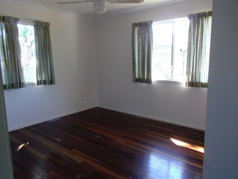 9 Mornington Crescent, One Mile QLD 4305