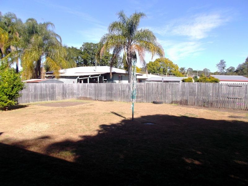 9 Mornington Crescent, One Mile QLD 4305